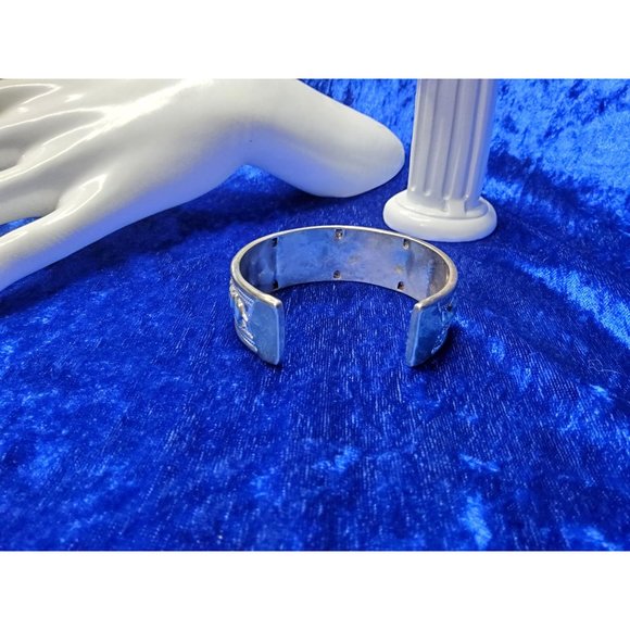 vintage signed best silver tone elephants trunks up design good luck cuff bracel - Picture 6 of 6